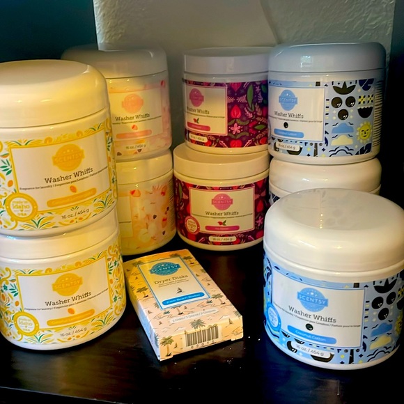 Scentsy washer whiffs, variety coconut cotton, coconut lemongrass, Fiji flower. - Picture 1 of 5